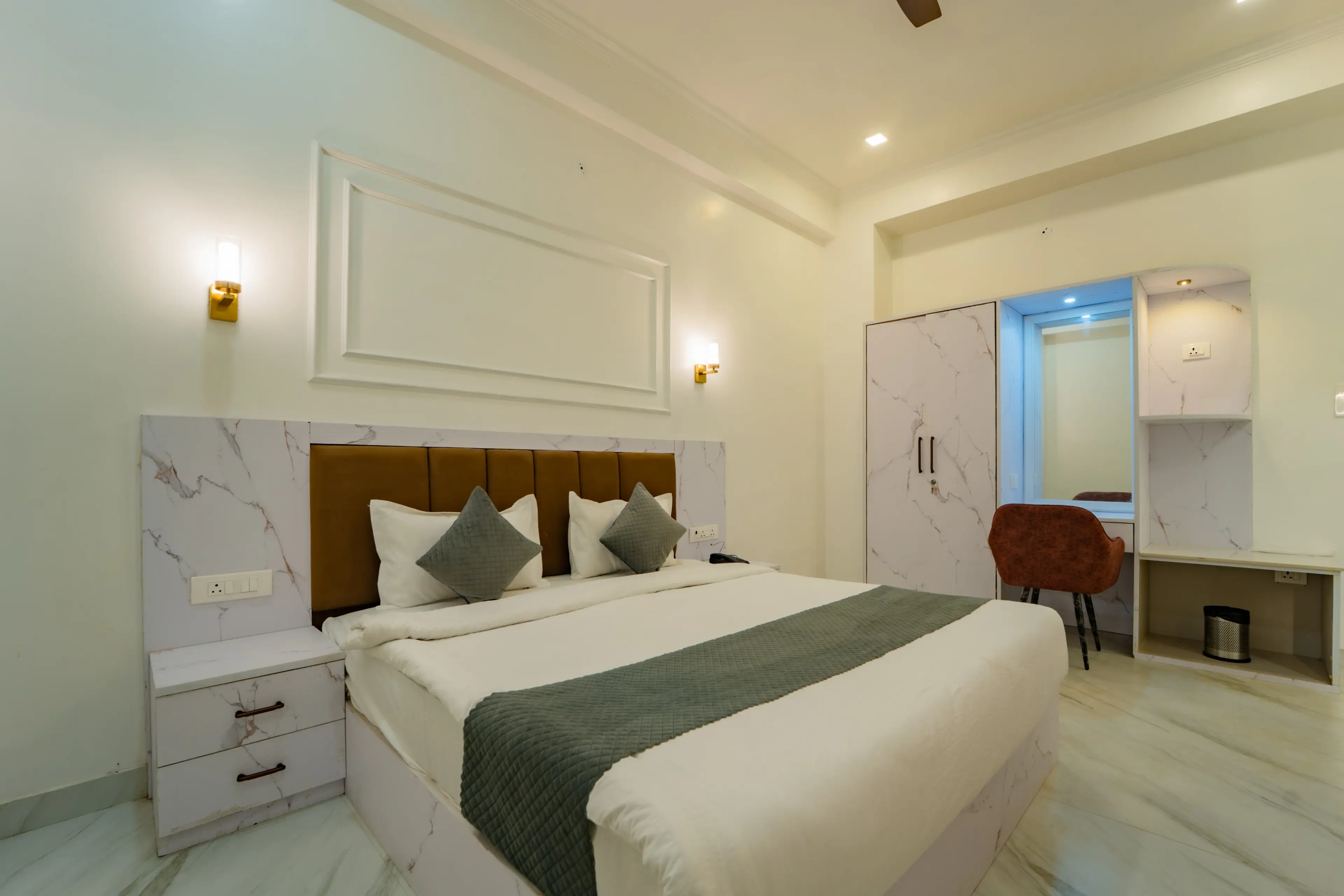 Double Bed Interior